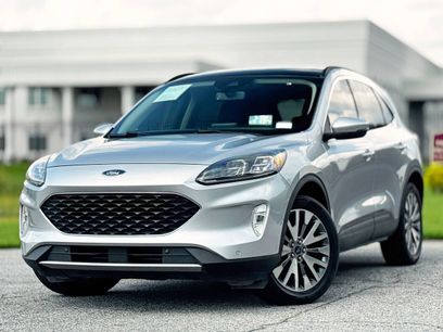 Used 2020 Ford Escape Titanium w/ Titanium Premium Package 2.0