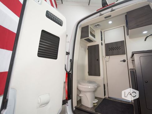 Used 2026 Mercedes-Benz Sprinter 3500 image 16