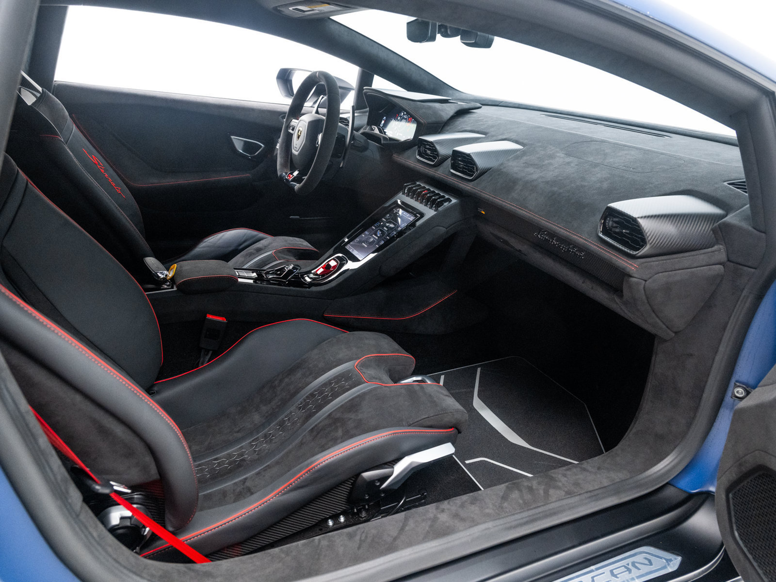 Used 2023 Lamborghini Huracan Sterrato AWD/4WD image 38