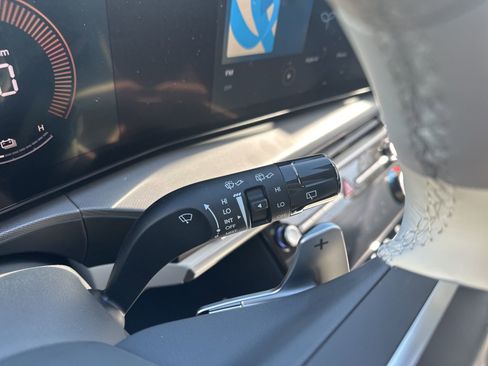 New 2026 Hyundai Santa Fe SE image 18