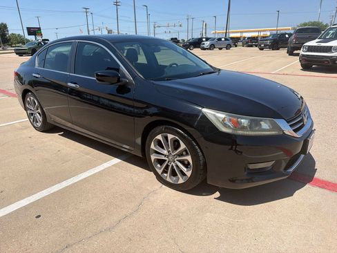 Used 2015 Honda Accord Sport image 3