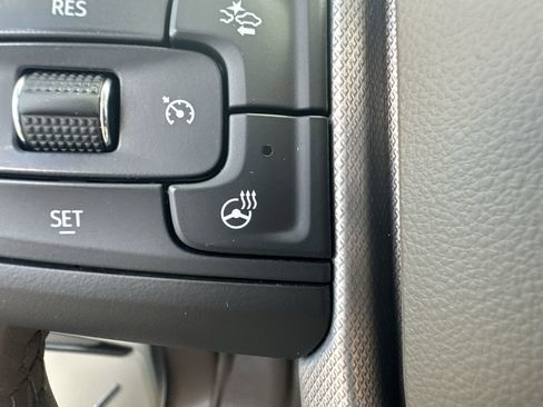 Certified 2023 GMC Yukon XL Denali image 83