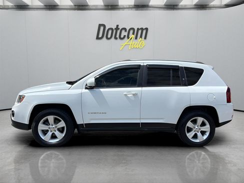 Used 2015 Jeep Compass Latitude AWD/4WD image 6