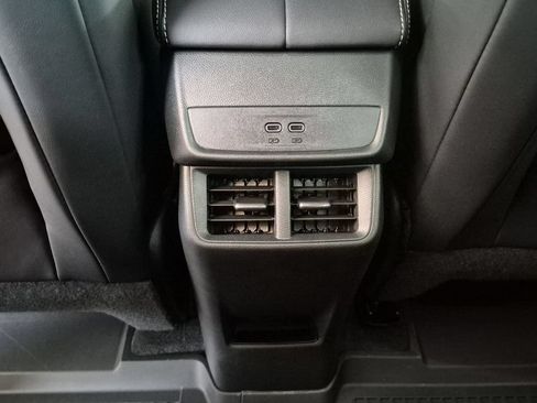 New 2027 GMC Terrain Elevation w/ Elevation Premium Package AWD/4WD image 18