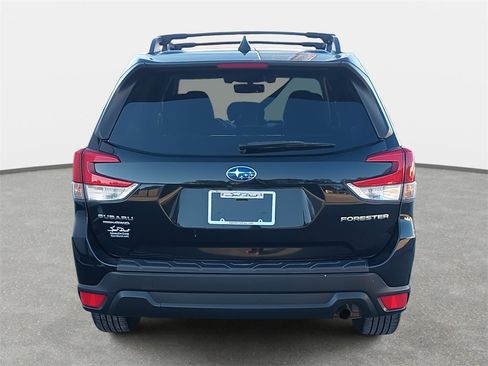 Used 2021 Subaru Forester Premium w/ Popular Package #1 image 6