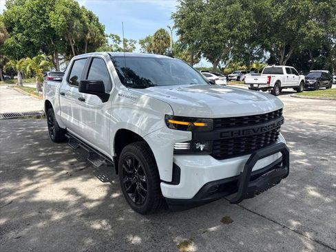 Used 2021 Chevrolet Silverado 1500 Custom AWD/4WD image 4