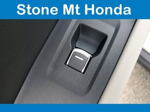 New 2025 Honda Accord SE image 12