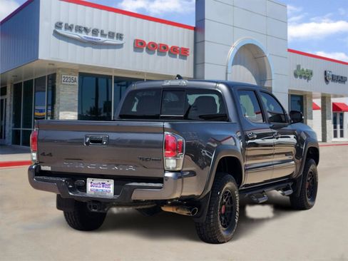 Used 2023 Toyota Tacoma TRD Pro AWD/4WD image 5