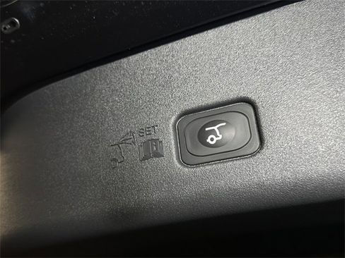 New 2026 Lincoln Nautilus Reserve image 14