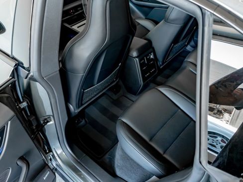 Certified 2024 Porsche Macan 4 Electric AWD/4WD image 24