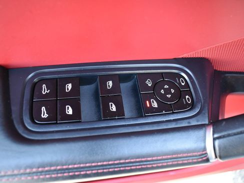 Used 2019 Porsche Cayenne AWD/4WD image 41