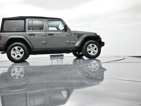 Used 2020 Jeep Wrangler Unlimited Sport S image 21