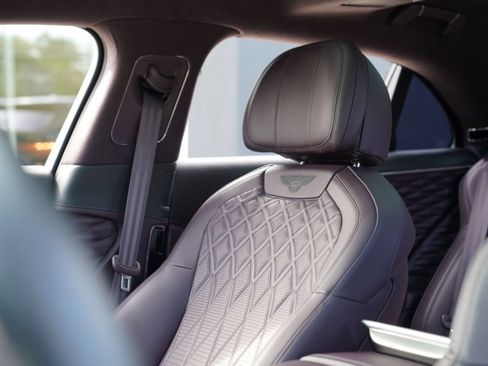 Used 2023 Bentley Flying Spur S V8 AWD/4WD image 40