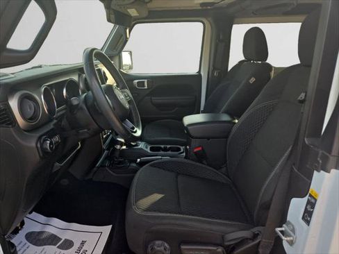 Certified 2021 Jeep Wrangler Sport AWD/4WD image 9