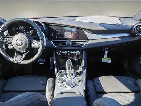 New 2025 Alfa Romeo Giulia RWD image 9