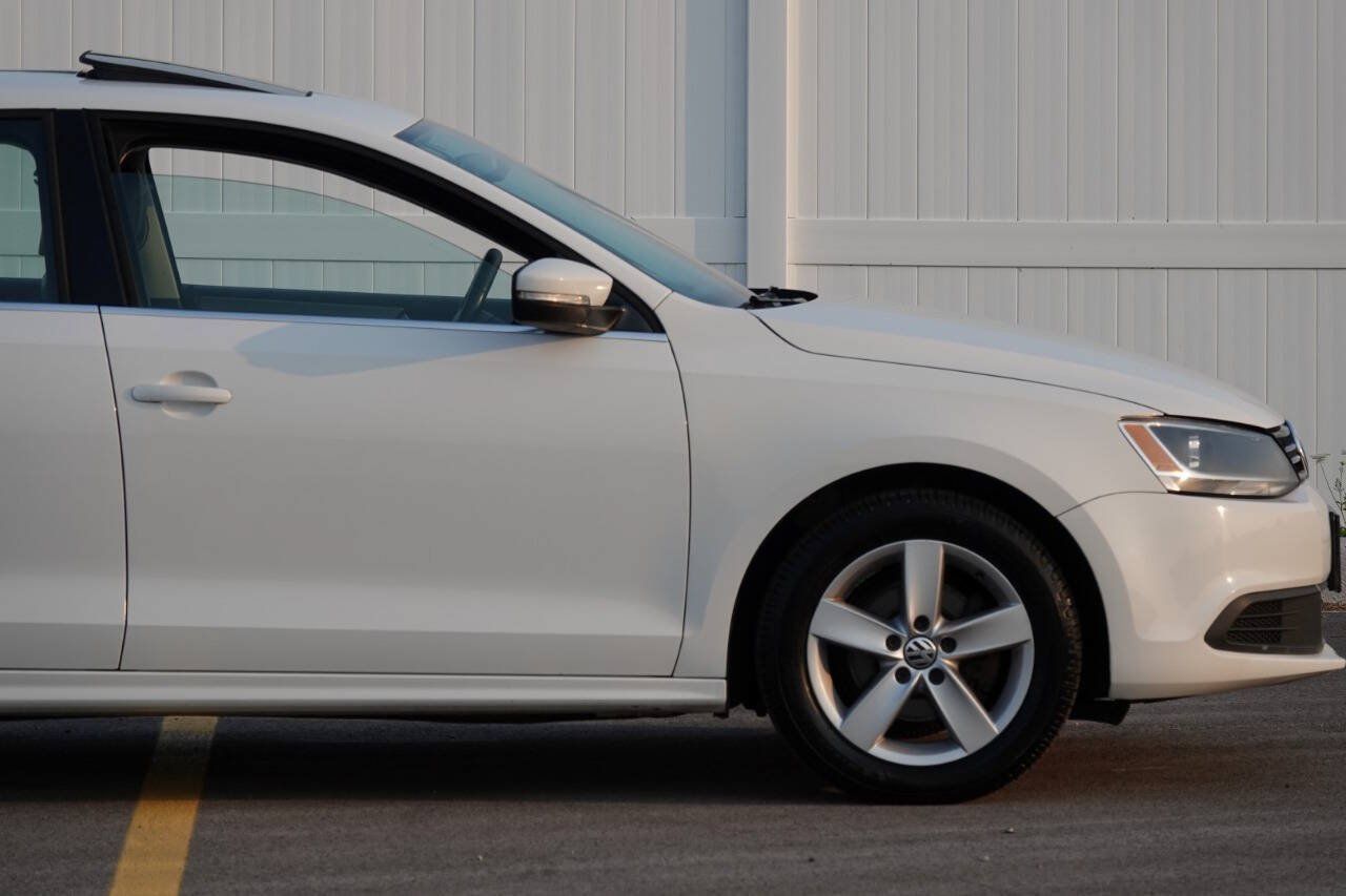 Used 2014 Volkswagen Jetta TDI FWD image 27