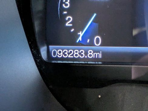 Used 2021 Ford Ranger Lariat w/ Equipment Group 501A High image 15