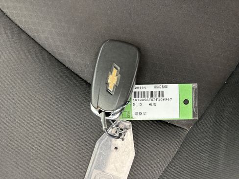 Used 2024 Chevrolet Malibu LT FWD image 11