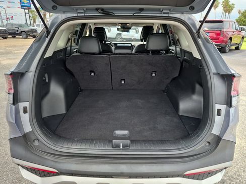 Used 2024 Kia Sportage EX FWD image 29