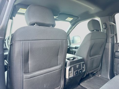 Used 2020 Ford F150 XLT w/ Equipment Group 302A Luxury AWD/4WD image 22