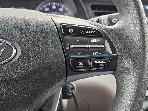 Used 2019 Hyundai Elantra SEL image 28