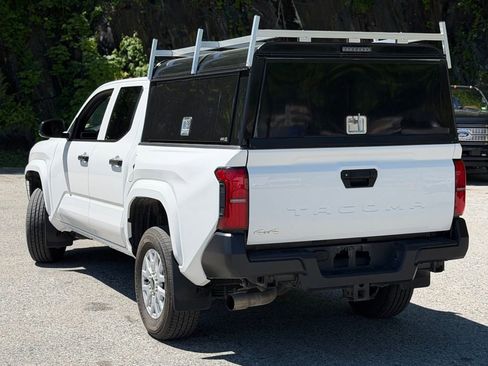 Used 2024 Toyota Tacoma SR AWD/4WD image 3