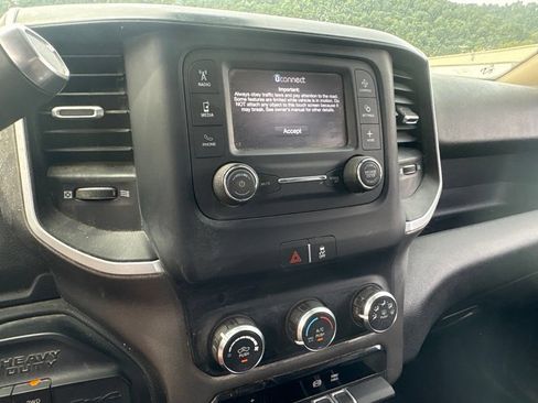 Used 2020 RAM 3500 Big Horn AWD/4WD image 26