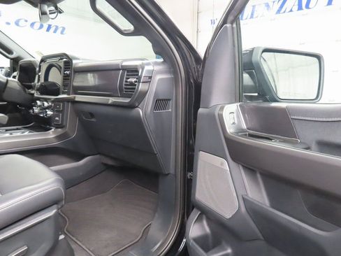 Used 2025 Ford F150 Lariat image 29