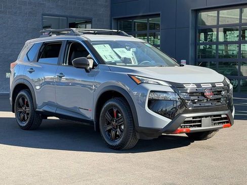 New 2026 Nissan Rogue SV AWD/4WD image 9