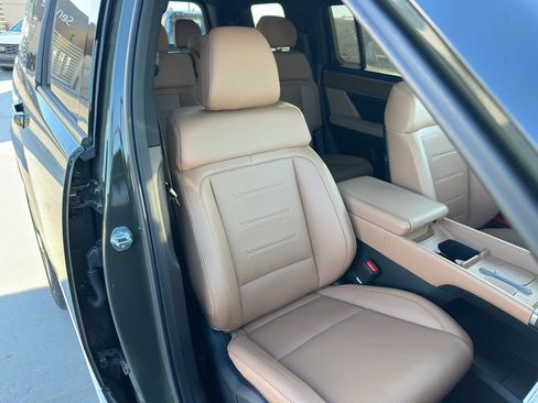 Certified 2025 Hyundai Santa Fe Limited image 31