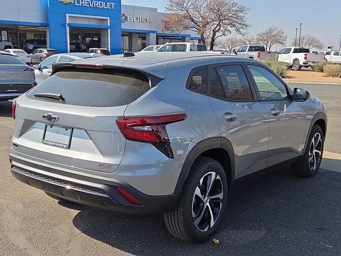 New 2026 Chevrolet Trax RS image 4