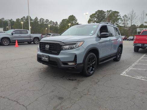 Certified 2024 Honda Passport Black Edition image 1