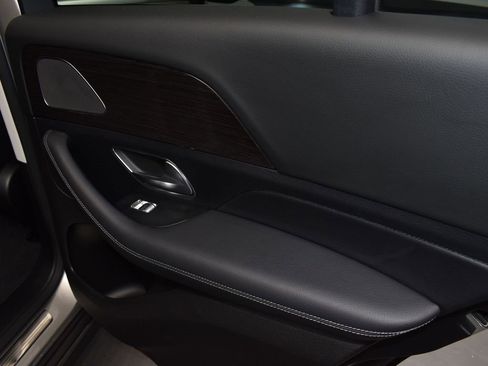 Used 2020 Mercedes-Benz GLE 350 4MATIC image 19