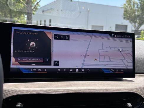 Certified 2025 BMW 330i Sedan RWD image 24
