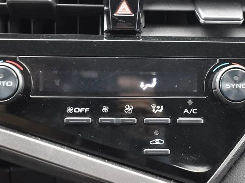 Used 2023 Toyota Camry SE FWD image 31