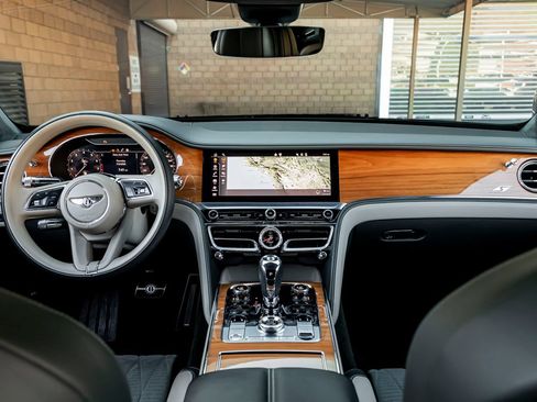 Certified 2023 Bentley Flying Spur S V8 AWD/4WD image 4