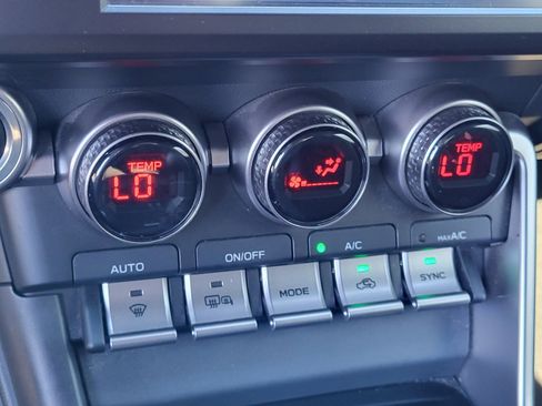 Used 2023 Toyota GR86 Premium image 19