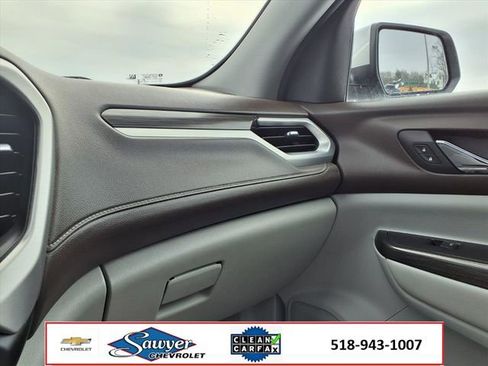 Used 2023 GMC Acadia SLT w/ Technology Package image 20