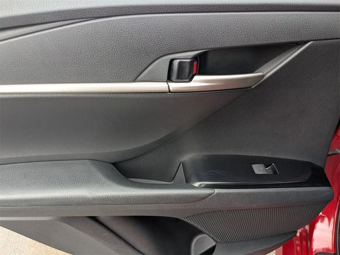 Used 2025 Toyota Camry LE image 23