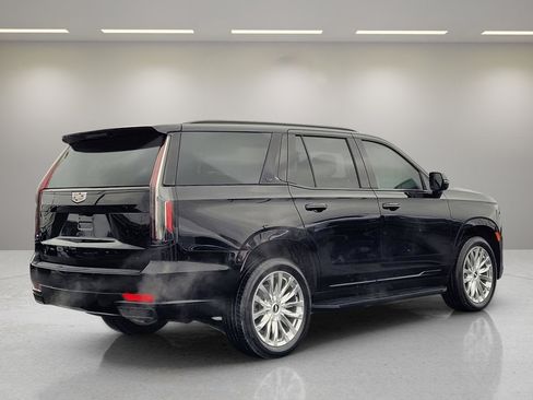 Used 2023 Cadillac Escalade Sport image 4