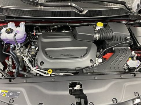 New 2026 Chrysler Pacifica Limited w/ Trailer Tow Group image 43