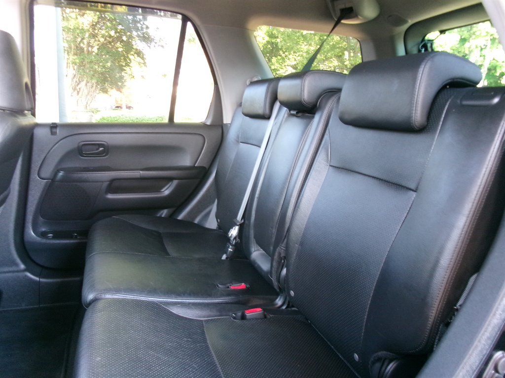 Used 2006 Honda CR-V EX image 28