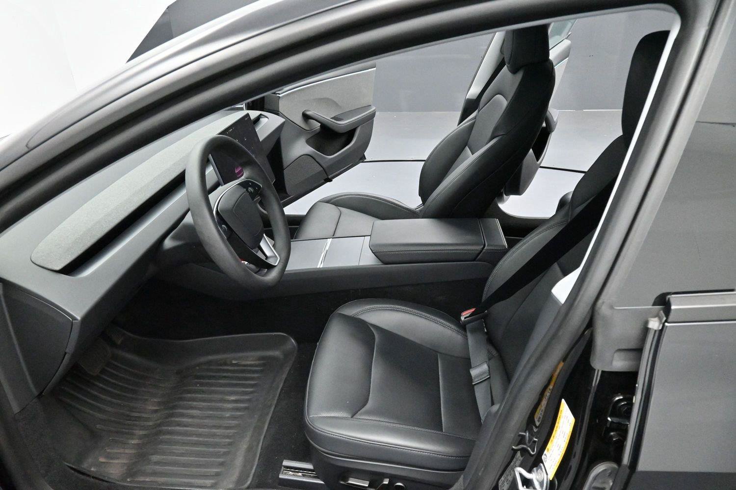 Used 2024 Tesla Model 3 Long Range RWD image 11
