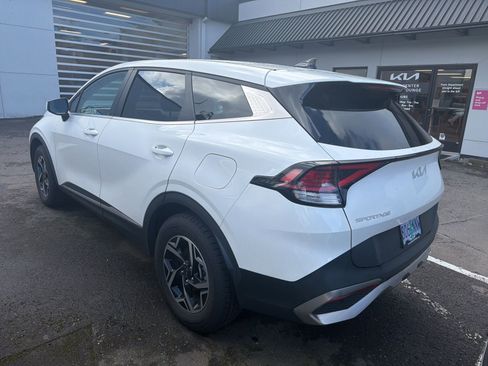 Certified 2023 Kia Sportage LX image 4
