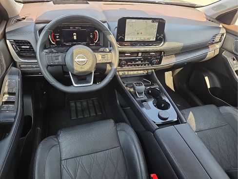 Used 2023 Nissan Rogue Platinum w/ Platinum Premium Package AWD/4WD image 11