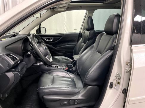 Used 2023 Subaru Forester Touring image 10
