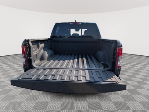 Used 2022 RAM 1500 Big Horn AWD/4WD image 12