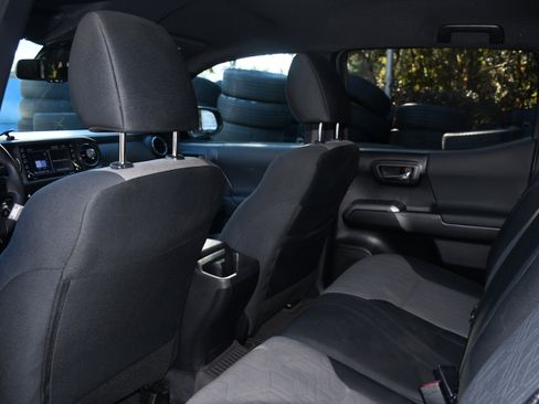 Certified 2023 Toyota Tacoma TRD Off-Road image 14