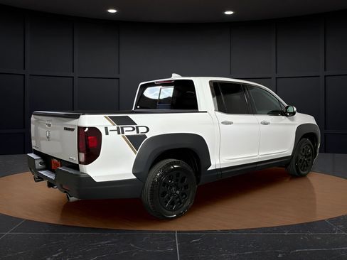 Used 2023 Honda Ridgeline RTL-E image 5