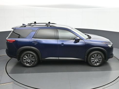 Used 2024 Nissan Pathfinder SV AWD/4WD image 21